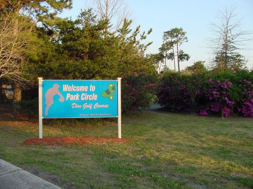 Street sign for Park Circle Disc Golf Course near Hole #1 (#10).