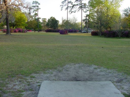 Fairway view of Hole #9 (#18) at Park Circle Disc Golf Course.